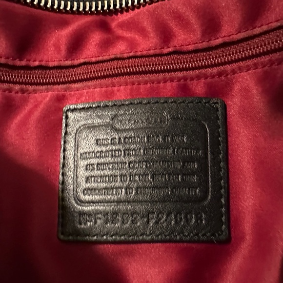 Coach Carrie Park Black Red Quilted Leather Brown Suede F24698 Shoulder Bag - Picture 16 of 16